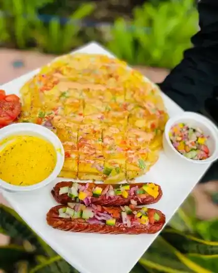 tasty zege sausage16k.jpg